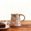 Keramisk kaffekrus med glasert sky- og månedesign 4