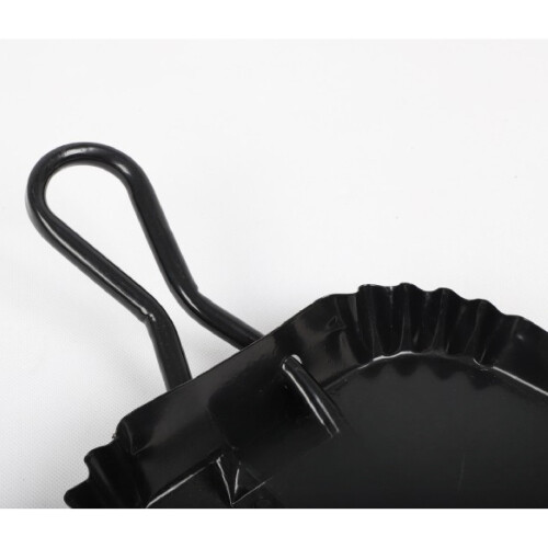 12-inch Stainless Steel Dustpan for Home Use 2