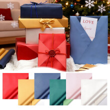 Kerstcadeaupapierrollen 118x16,9 inch, effen mat metallic, gevouwen – ideaal voor Valentijnsdag, bruiloften, verjaardagen, babyborrels en jubilea.