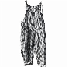 Macacão feminino casual listrado e descontraído
