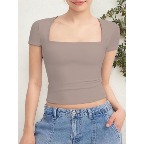 T-shirt da donna a maniche corte con scollo quadrato, foderata, basic, vestibilità slim.
