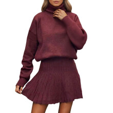 Zweiteiliges Strickset für Damen: Rollkragenpullover & Faltenrock