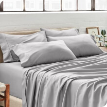 Lot de 4 taies d'oreiller en microfibre (standard/queen), rafraîchissantes et doublement brossées, gris clair, faciles d'entretien