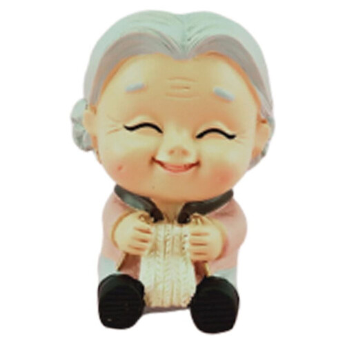 Oma-figuurtje als taarttopper 3x4x6,3 cm 2