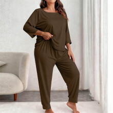 Pyjamaset voor dames in grote maten, zomerpyjamaset met ronde hals, top met korte mouwen en broek.