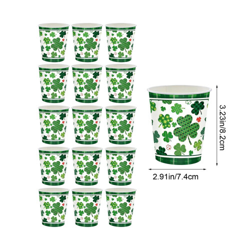Service de table vert à motif trèfle pour la Saint-Patrick (16 pièces) 2