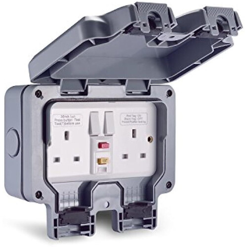 Outdoor Weatherproof 2 Gang RCD Switched Socket 13A IP66 Waterproof Latching