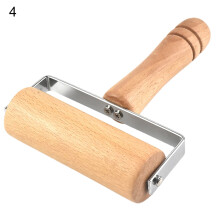 Rolo de massa antiaderente, confortável de segurar, com cabeça dupla e estrutura em aço inoxidável, ideal para fondant e outras massas.