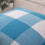 Conjunto de 2 almofadas decorativas xadrez búfalo azul e branco, 50x50cm (20x20 polegadas). 3