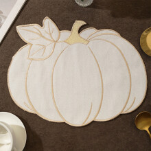 Tovaglietta in lino con ricamo a zucca di Halloween, 14,9 x 11 pollici.