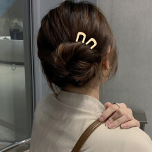 Bâtonnet à chignon en métal jaune style français en forme de U