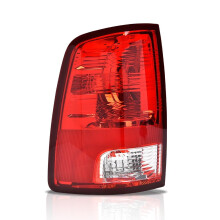 Substituição da lanterna traseira esquerda (lado do motorista) da Dodge Ram (2009-2018)