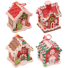 Kerstpeperkoekhuisjes als kerstversiering, zachte klei kerstdecoraties, diverse kleuren, 4 stuks