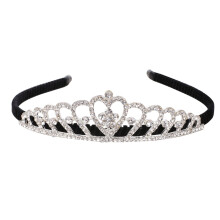Birthday Crown for Girls with Decorative Heart-Shaped Crystal, 1 Piece, Perfect for Women's Celebrations