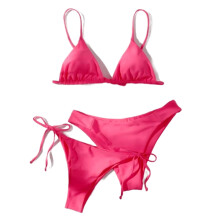 Jednokolorowy damski komplet bikini z odkrytymi plecami i usztywnianymi biustonoszami