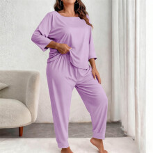 Pyjamaset voor dames in grote maten, zomerpyjamaset met ronde hals, top met korte mouwen en broek.