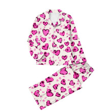 Feestelijke Valentijnsdag pyjamaset voor dames met lange mouwen en knoopsluiting aan de voorkant. Zachte, elegante loungewear pyjama voor thuis, maat