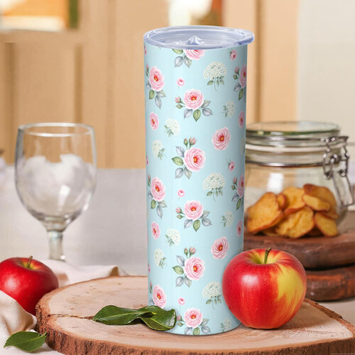 Gobelet isotherme fin de 590 ml avec couvercle et paille 1