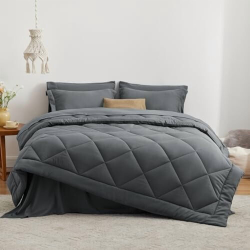 Kingsize 7-delige dekbedset in grijs 1