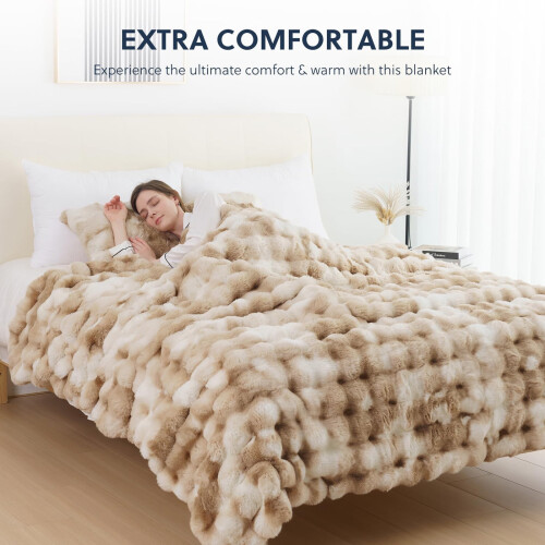 Faux Fur Throw Blanket 60 x 80 in Bubble Design 2