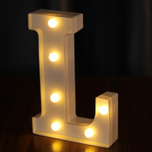 LED svietiace písmená: 26 abecedy + 10 číslic
