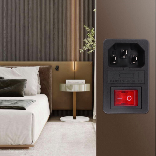 AC-stroomingang, 3-pins, 10A 250V met tuimelschakelaar 2