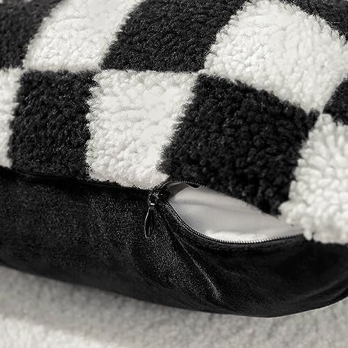 Συσκευασία 2 διακοσμητικών μαξιλαροθηκών 16x16 ιντσών – Σκακιέρα 1