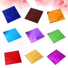 Pacote com 9 unidades de papel alumínio para chocolate, fácil de moldar, próprio para alimentos.