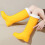 Botas de chuva impermeáveis femininas amarelas, cano longo e largo. 5