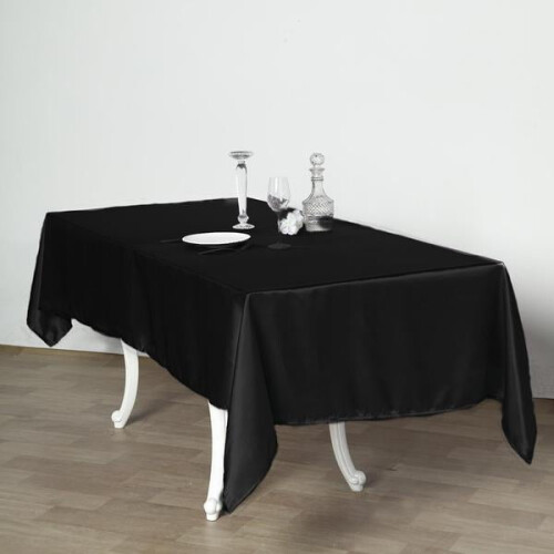 Nappe rectangulaire en satin noir 60" x 102" 2