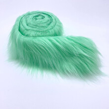 Ruban en fausse fourrure mohair duveteuse, prédécoupé en rouleau, 5 cm de large x 152 cm de long - Menthe