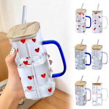 400ml žiaruvzdorný sklenený pohár so slamkou a viečkom