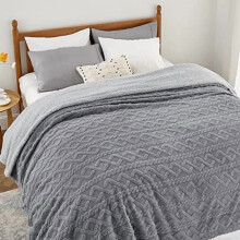 Gentlesoft Sherpa King Size Blanket, Fleece Fluffy Cable Jacquard Tufted, Thick Warm Winter Blanket for Bed – Grey, 108x90 in