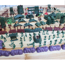 500 PCs Men Action Figures Toys, Playset with Tanks, Planes, Flags, Soldier Figure, Sentry Station & Accessories