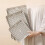 Bac à litière pour lapin rectangulaire en plastique à double couche d'angle 5