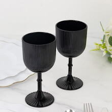 BalsaCircle schwarze Kunststoff-Weingläser 9oz Vintage gerippt