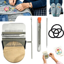 Patchmaker 2.0 Mini Loom Knitting Kit with 28 Needles