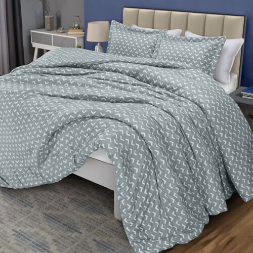 King Arrow White Comforter Set 3-Piece Down Alternative 1