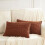 Housse de coussin en velours côtelé rouille 30 x 60 cm 2