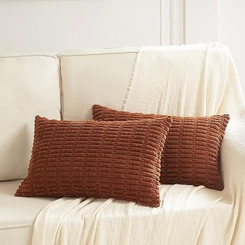 Housse de coussin en velours côtelé rouille 30 x 60 cm 1
