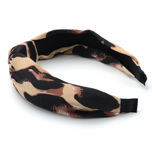 Fascia per capelli alla moda con motivo leopardato, comoda e antiscivolo. 1