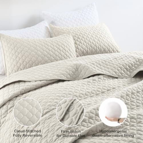 Ensemble de courtepointe à motif nuage beige, polyester léger 1