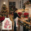 Kerstschort van polyester met kerstmanprint (1 stuk) 4