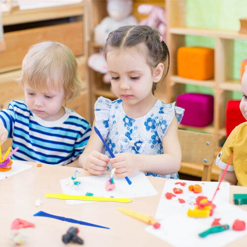 Educatieve set met gereedschap voor het bewerken van plasticine 1