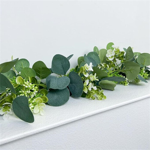 Kunstig eukalyptus-guirlande med hvide blomster, 1,8 m 2