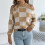 Maglione da donna a quadri con spalle scoperte e maniche a lanterna, 2