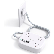 Listwa zasilająca Cruise Essentials 2025 Travel z USB-C, 3 gniazda + 4 porty (2x USB-C), płaski przewód zasilający o długości 1,5 m, odporny na