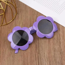 Cartoon Kids Sunglasses – Cute Sunflower Design, Unbreakable & Polarized, Perfect for Beach Holiday Party, Compatible with Kids