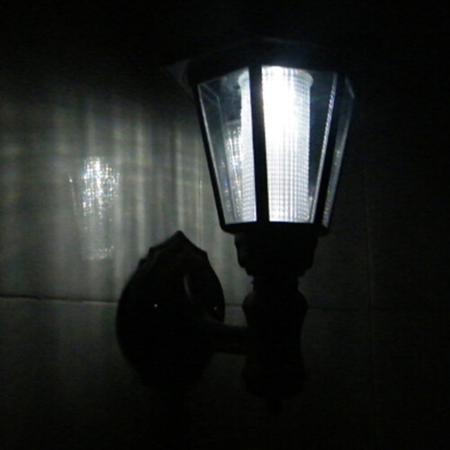 Luminária de parede hexagonal com energia solar OUNONA para uso externo em quintal e pátio, preta, em PC+ABS de 15 cm (6 polegadas). 1