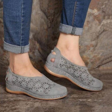 Sapatos femininos UTTOASFAY, moda verão, modelo slip-on, bico aberto, rasteiro, vazado, respirável.